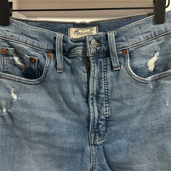 ⭐️SOLD⭐️ Madewell Distressed Perfect Vintage Jean - Picture 6 of 14